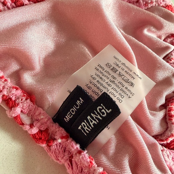 Trinagl Swimwear Vinca Alina Crochet Triangle Bikini Set in Pink/Red - Picture 4 of 5